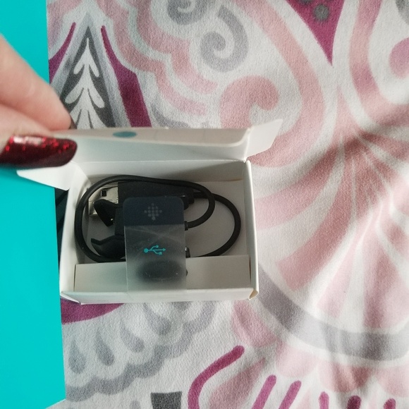 Fitbit - Picture 2 of 4